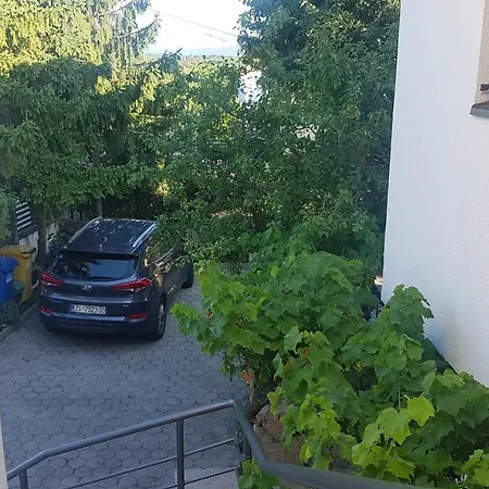 Gita Apartment Omisalj Exterior photo